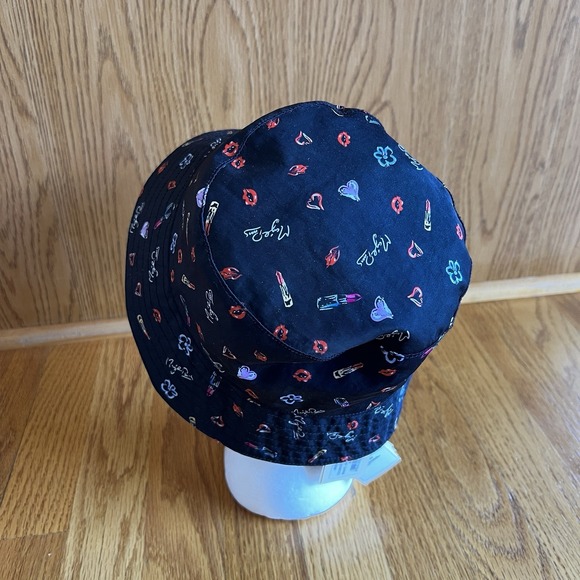 Maje Printed Cotton‎ Bob Bucket Hat Heart & Ki Womens Retro Heart Lipstick Lips main image 4